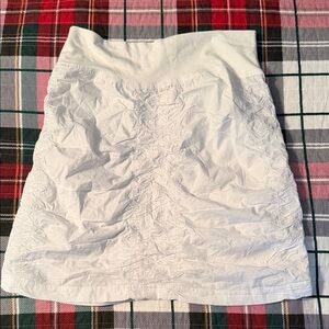 Wearables Elegant White Ruched Skirt